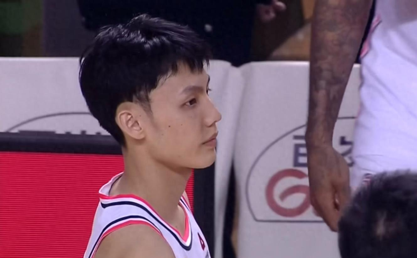 广州队实力出众，获得大胜晋级下一轮比赛的简单介绍
